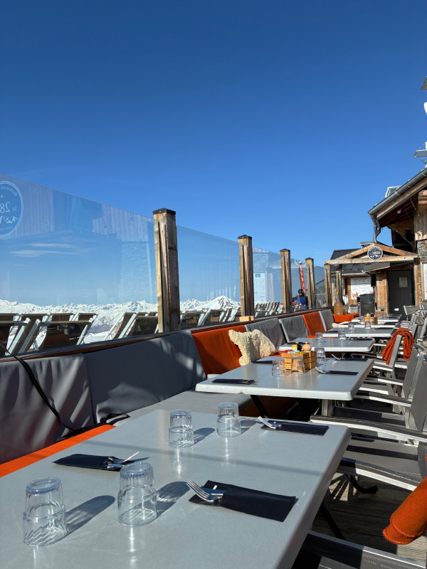 Special Offer: "Panoramic Lunch at Pointe de la Masse"