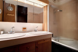 _agence-des-belleville_lv_images__lot_0000045056_13_24557230