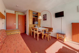 _agence-des-belleville_lv_images__lot_0000045118_05_25316162