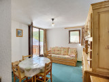 _lv_images__lot_0002012401_02_23615242