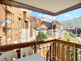 _lv_images__lot_0002012701_09_30458747