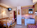 _lv_images__lot_0002030033_01_30225774