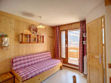 _lv_images__lot_0002030033_11_30225784