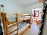_lv_images__lot_0002040030_10_33170150