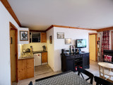 _lv_images__lot_0002050023_03_25848852
