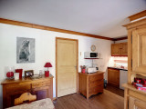 _lv_images__lot_0002050204_07_31278530
