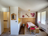 _lv_images__lot_0012020301_01_33211771