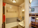 _lv_images__lot_0012020301_06_33211776