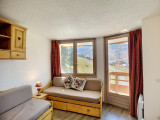 _lv_images__lot_0012030424_05_31418355