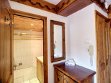 _lv_images__lot_0013040068_05_30478916