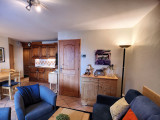 _lv_images__lot_0013040127_01_33359025