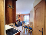 _lv_images__lot_0013040127_02_33084809