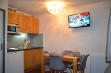 _lv_images__lot_0030200110_01_23612543