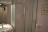 _lv_images__lot_0030600323_06_24614882