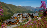 sapiniere-exterieur-ete-credit-montagnettes-13138595