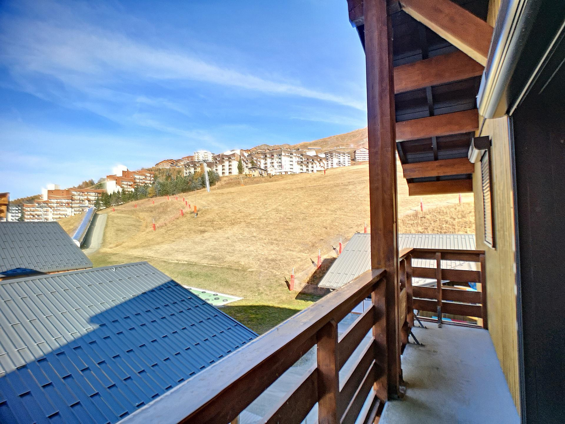 247_1_OREE47_lv_images__lot_0002000047_16_20211118195219 247_1_OREE47_lv_images__lot_0002000047_16_20211118195219
