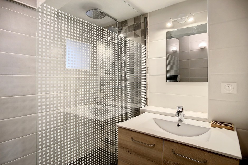 _agence-des-belleville_lv_images__lot_0000045019_12_29814695 _agence-des-belleville_lv_images__lot_0000045019_12_29814695