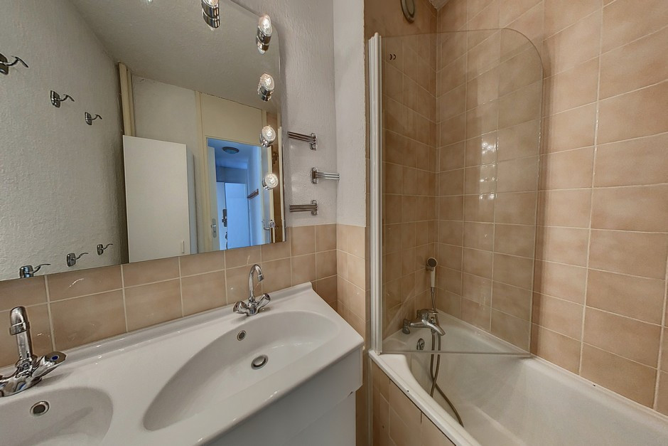 _agence-des-belleville_lv_images__lot_0000045040_15_27469392 _agence-des-belleville_lv_images__lot_0000045040_15_27469392