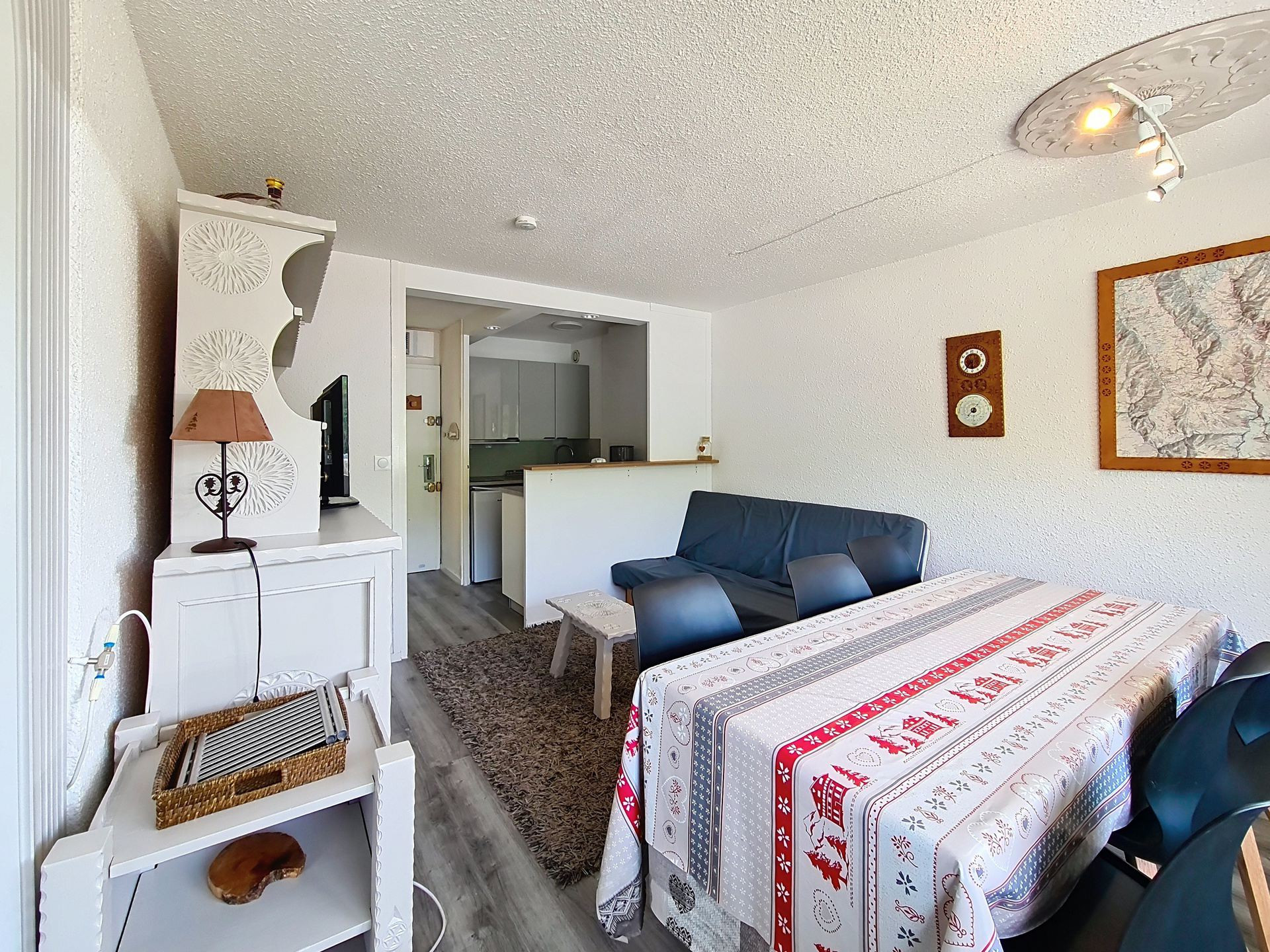 _agence-des-belleville_lv_images__lot_0000045041_01_24497486