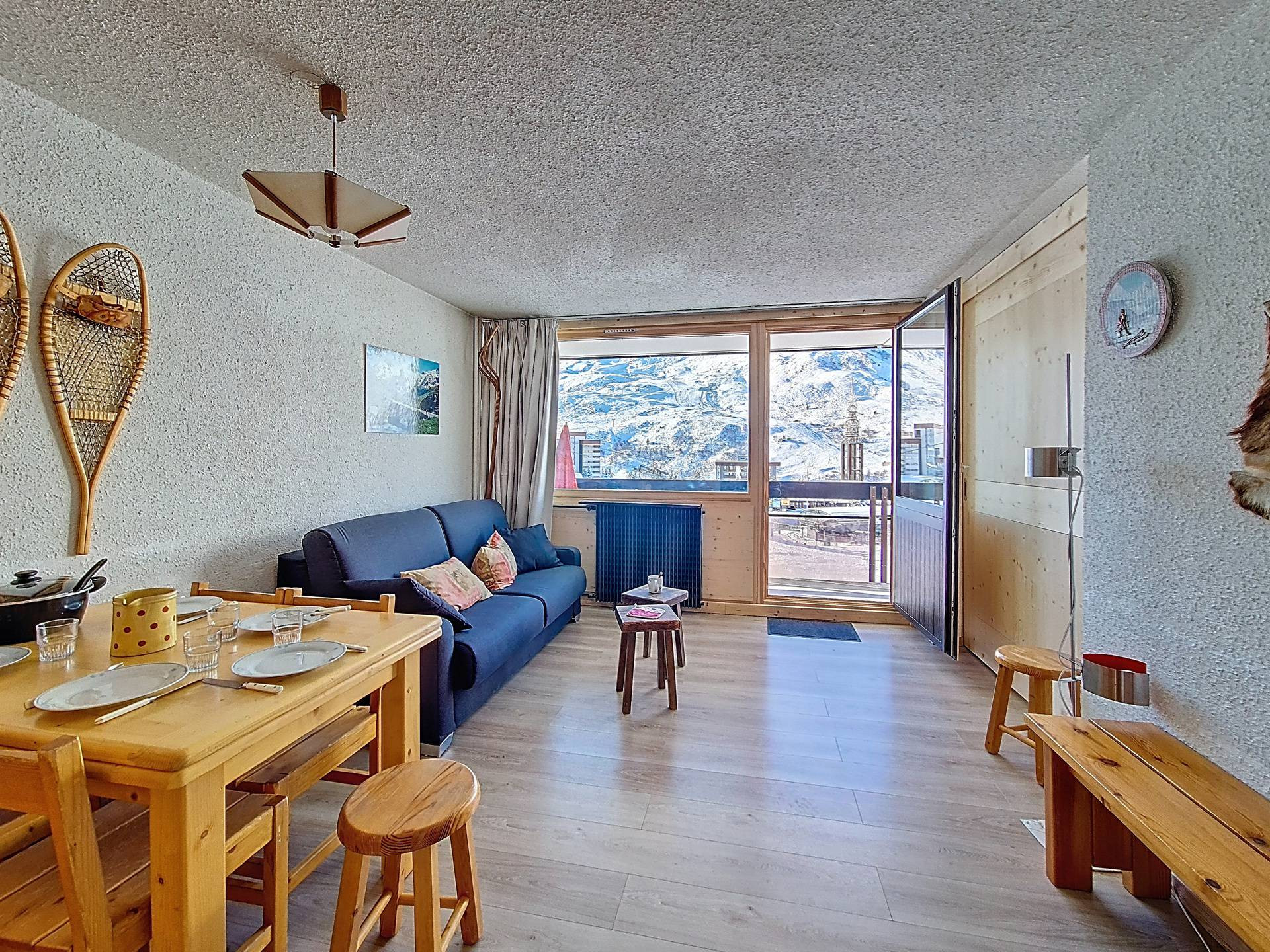 _agence-des-belleville_lv_images__lot_0000045050_01_28848817 _agence-des-belleville_lv_images__lot_0000045050_01_28848817