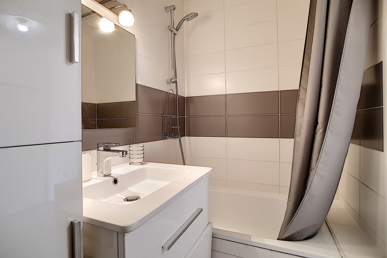 _agence-des-belleville_lv_images__lot_0000045074_10_24115841