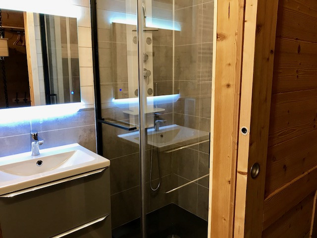 _agence-des-belleville_lv_images__lot_0000045076_06_27754501 _agence-des-belleville_lv_images__lot_0000045076_06_27754501