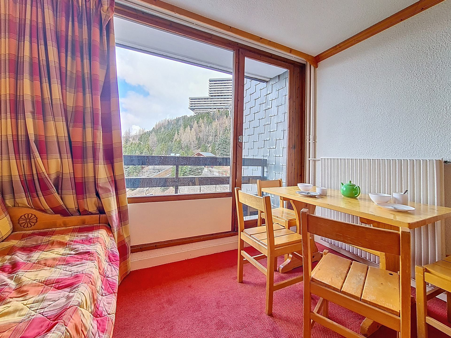 _agence-des-belleville_lv_images__lot_0000045099_01_27081216 _agence-des-belleville_lv_images__lot_0000045099_01_27081216