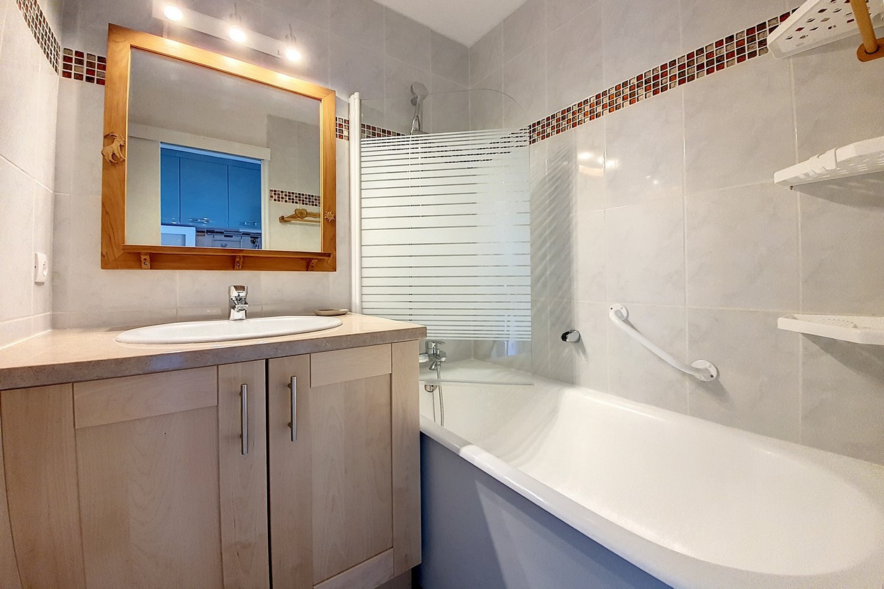 _agence-des-belleville_lv_images__lot_0000045103_10_27359801