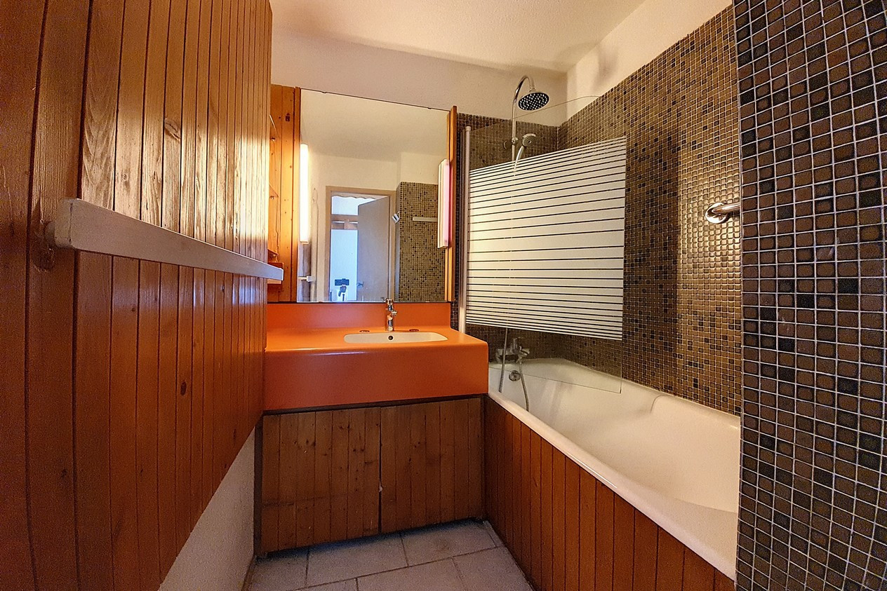 _agence-des-belleville_lv_images__lot_0000045133_14_27360750 _agence-des-belleville_lv_images__lot_0000045133_14_27360750