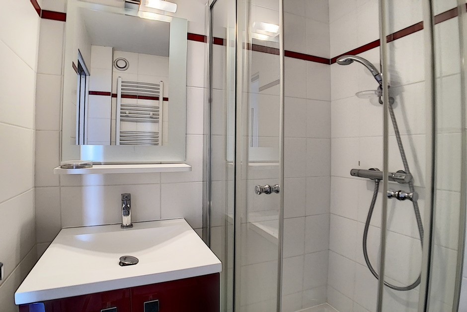 _agence-des-belleville_lv_images__lot_0000045139_12_27378926