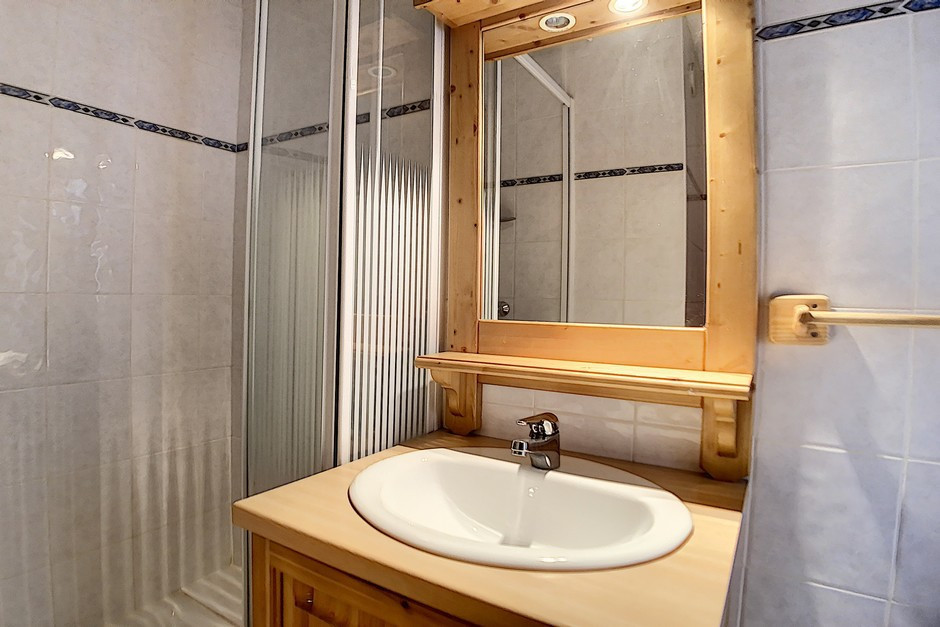 _agence-des-belleville_lv_images__lot_0000045149_07_29457877 _agence-des-belleville_lv_images__lot_0000045149_07_29457877