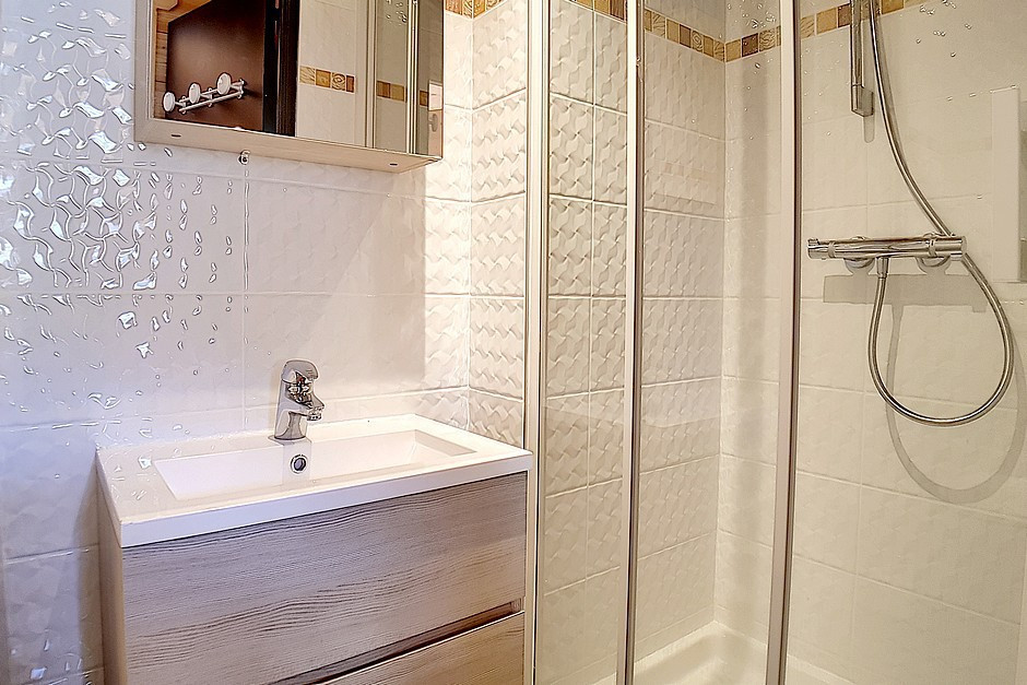 _agence-des-belleville_lv_images__lot_0000045170_10_29633976