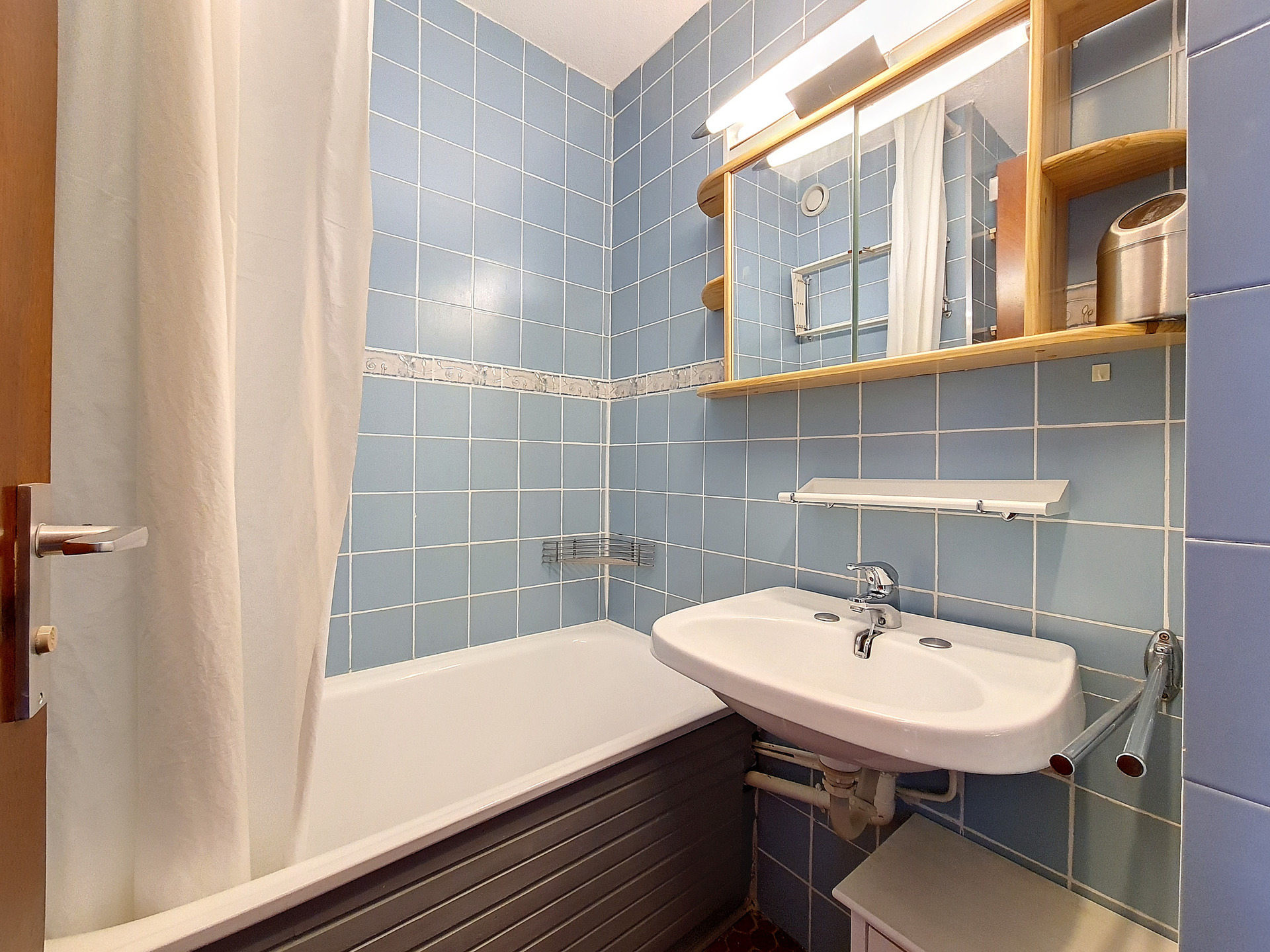 _agence-des-belleville_lv_images__lot_0000045256_08_26689616 _agence-des-belleville_lv_images__lot_0000045256_08_26689616