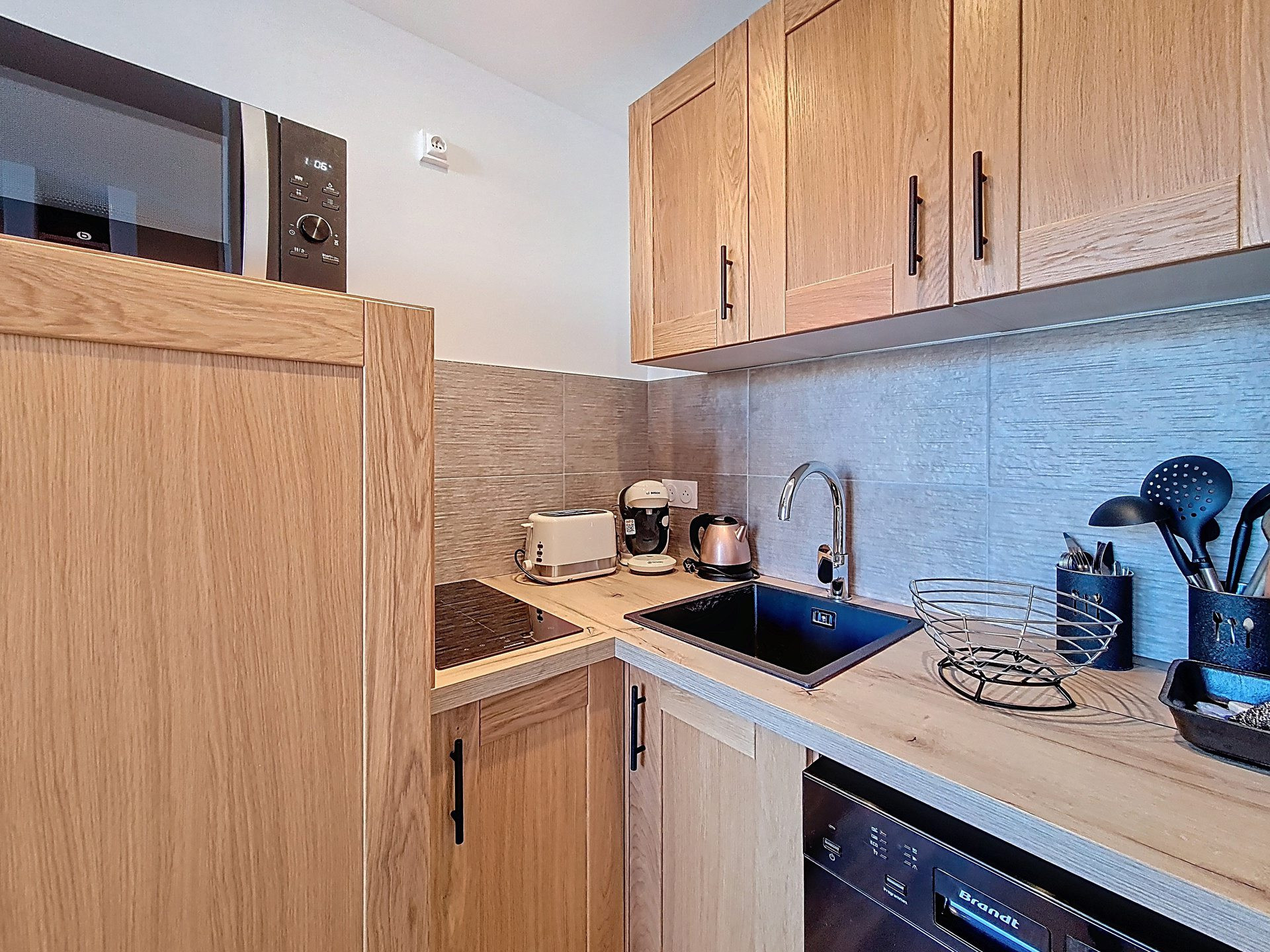 _agence-des-belleville_lv_images__lot_0000045267_05_27811827