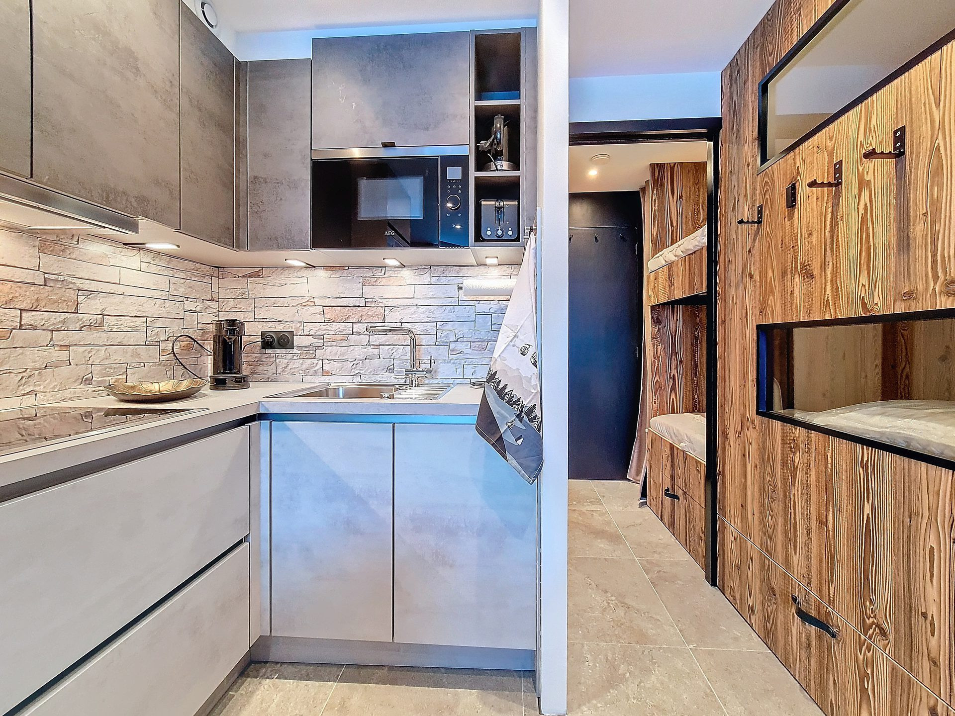 _agence-des-belleville_lv_images__lot_0000045281_07_27699150