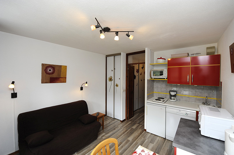 _agence-des-belleville_lv_images__lot_0000045326_01_24639338