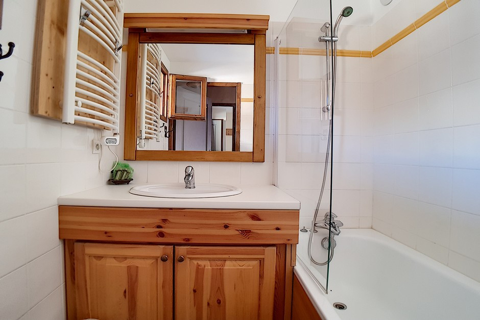 _agence-des-belleville_lv_images__lot_0000045363_12_29453874 _agence-des-belleville_lv_images__lot_0000045363_12_29453874