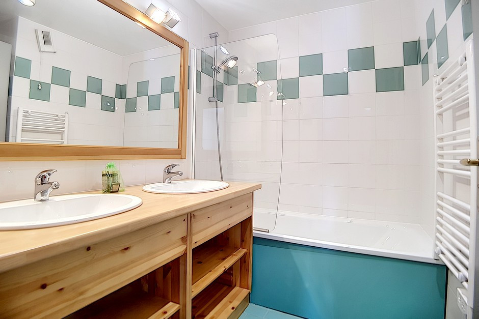 _agence-des-belleville_lv_images__lot_0000045377_10_27463716 _agence-des-belleville_lv_images__lot_0000045377_10_27463716