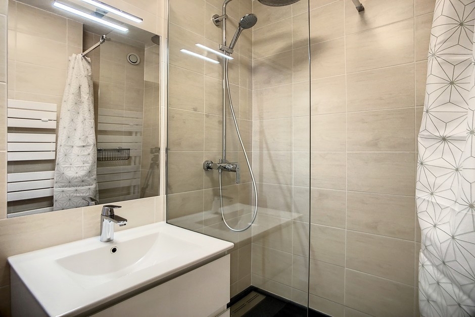 _agence-des-belleville_lv_images__lot_0000045398_08_26834899 _agence-des-belleville_lv_images__lot_0000045398_08_26834899