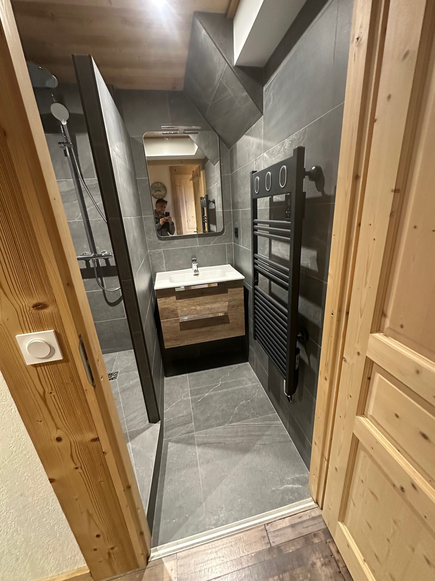 _agence-des-belleville_lv_images__lot_0000045472_13_26787665 _agence-des-belleville_lv_images__lot_0000045472_13_26787665