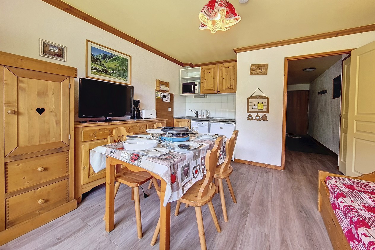 _agence-des-belleville_lv_images__lot_0000045475_02_29417246