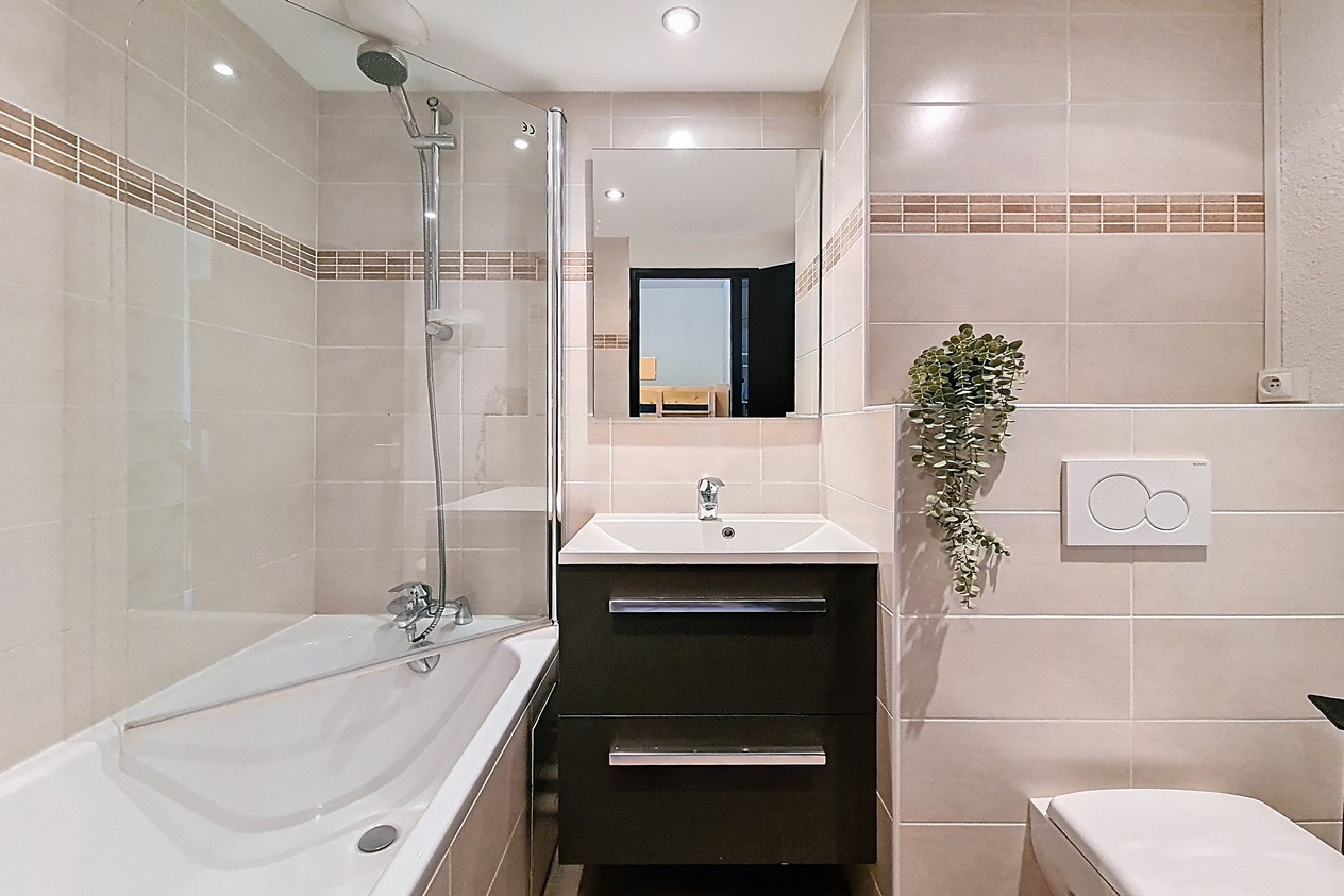 _agence-des-belleville_lv_images__lot_0000045539_14_27885259