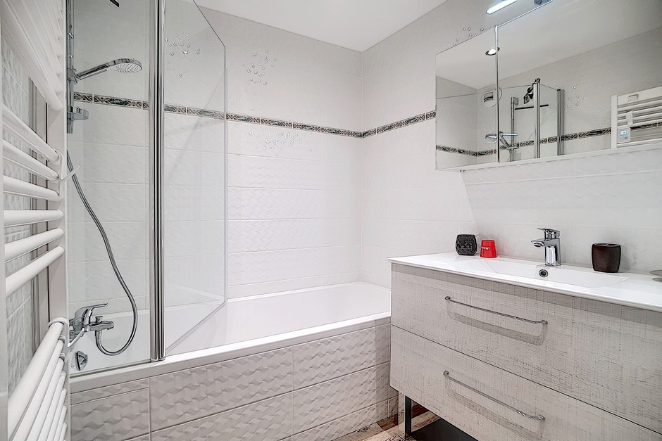 _agence-des-belleville_lv_images__lot_0000045567_13_29434795 _agence-des-belleville_lv_images__lot_0000045567_13_29434795