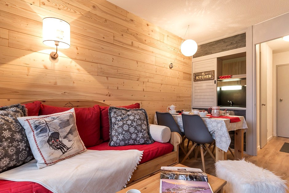 _agence-des-belleville_lv_images__lot_0000045574_02_29635647