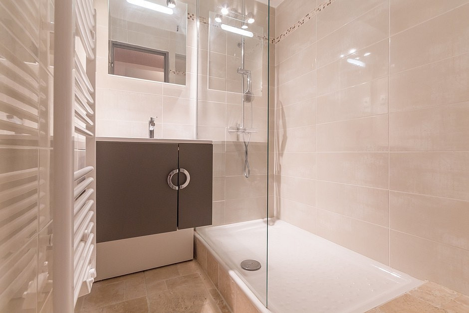 _agence-des-belleville_lv_images__lot_0000045606_10_27061216 _agence-des-belleville_lv_images__lot_0000045606_10_27061216