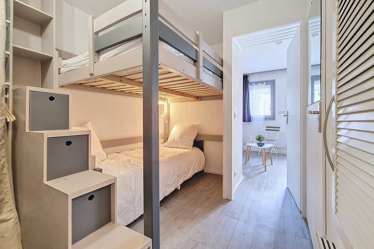 _agence-des-belleville_lv_images__lot_0000045649_05_29391879