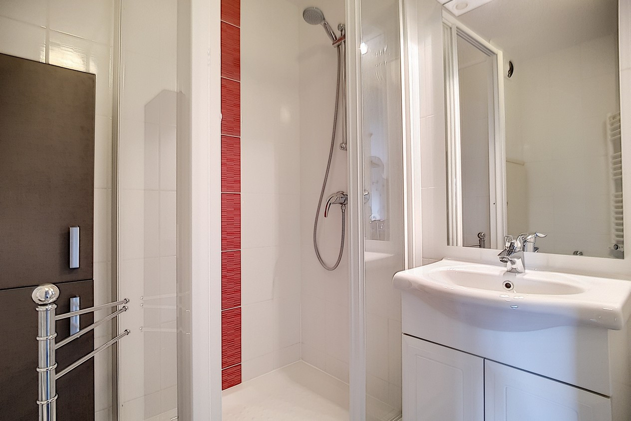 _agence-des-belleville_lv_images__lot_0000045668_11_26819100 _agence-des-belleville_lv_images__lot_0000045668_11_26819100