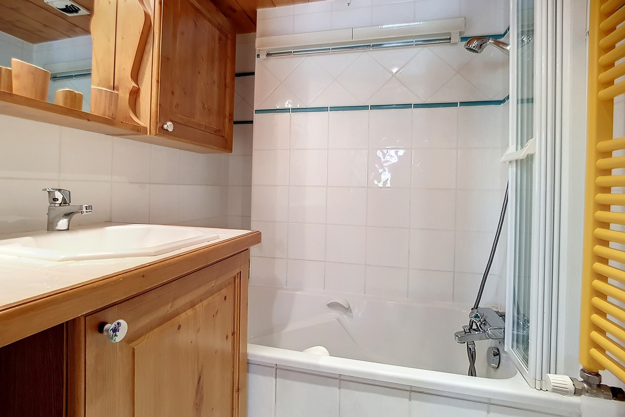 _agence-des-belleville_lv_images__lot_0000045690_12_26686249 _agence-des-belleville_lv_images__lot_0000045690_12_26686249