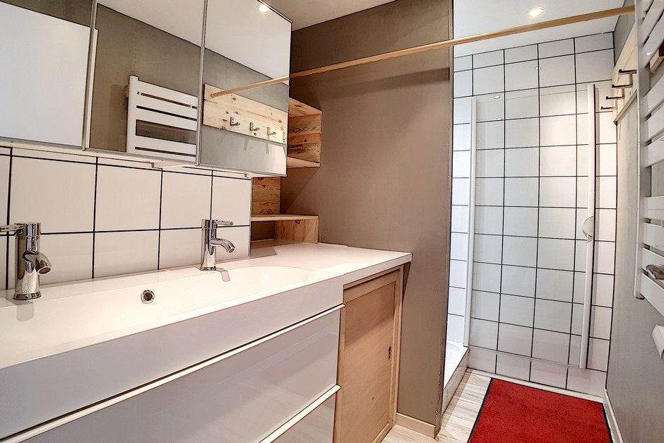 _agence-des-belleville_lv_images__lot_0000045698_15_27540762 _agence-des-belleville_lv_images__lot_0000045698_15_27540762