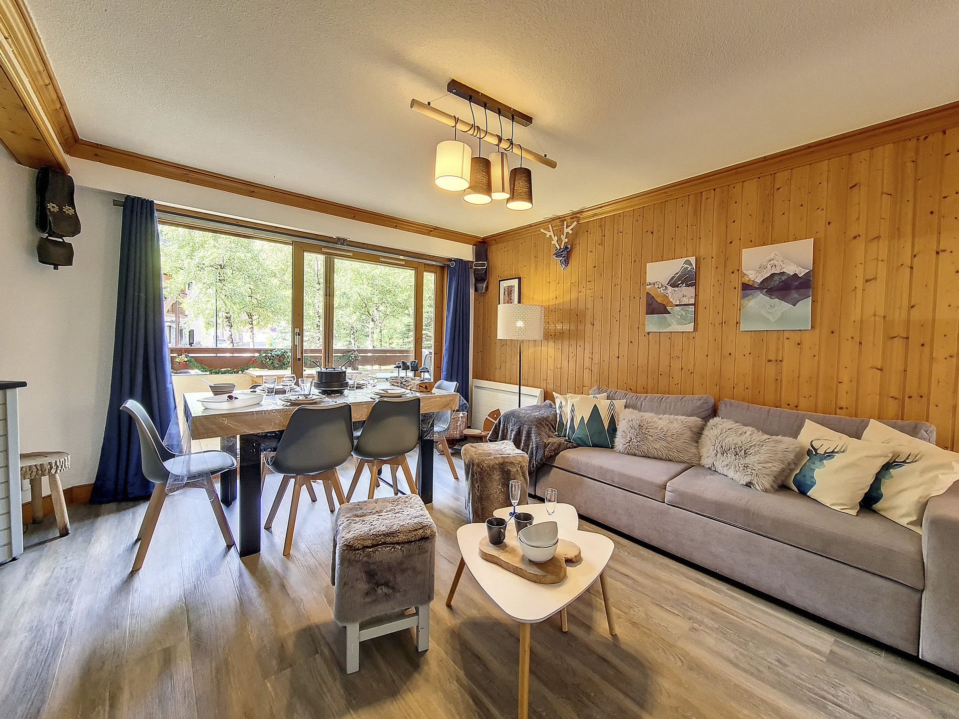 _agence-des-belleville_lv_images__lot_0000045732_02_27445903 _agence-des-belleville_lv_images__lot_0000045732_02_27445903